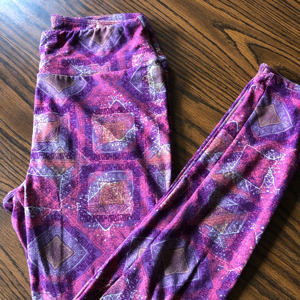 LuLaRoe OS leggings